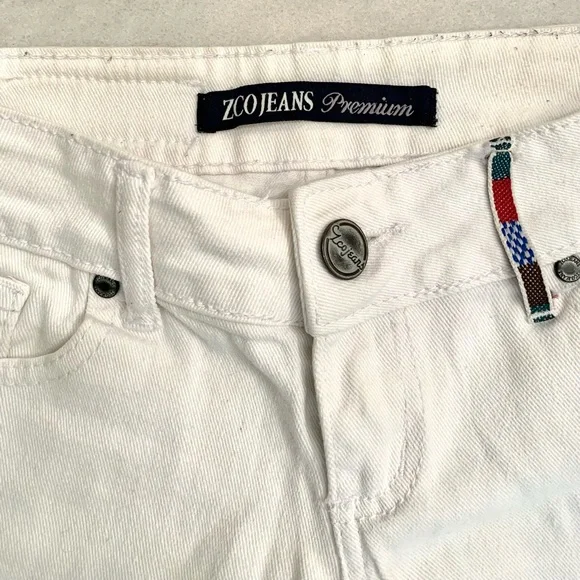 ZCO • White Jean Shorts - Picture 11 of 14
